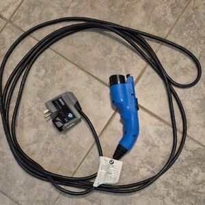 BMW EV 120V / 240V Charging Cable